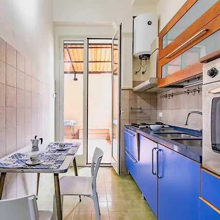 Teatro Massimo Roomy Flat With Covered Terrace Palermo Exterior photo
