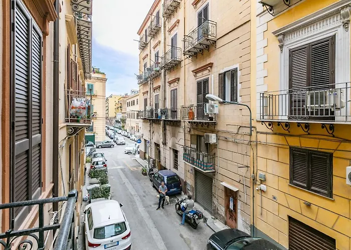 Teatro Massimo Roomy Flat With Covered Terrace